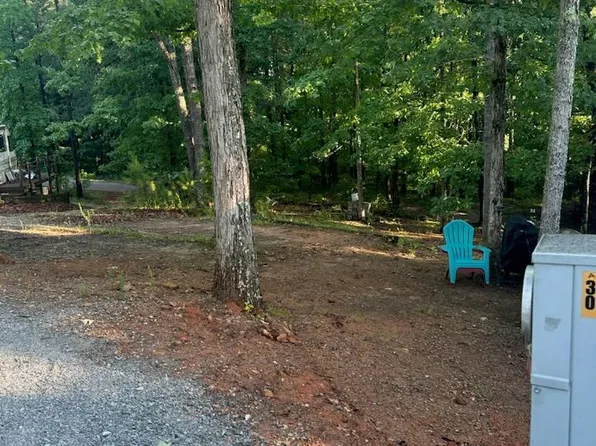 65 Amite Rd, Bracey, VA 23919