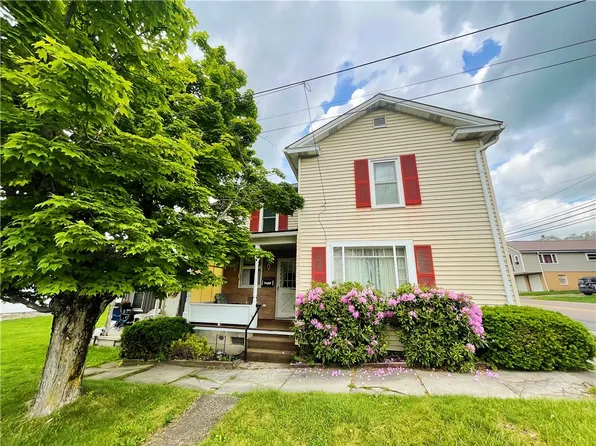 237 Lincoln Ave, Meyersdale, PA 15552
