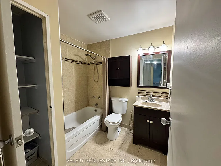 65 Highland Cres #106 — Photo 9