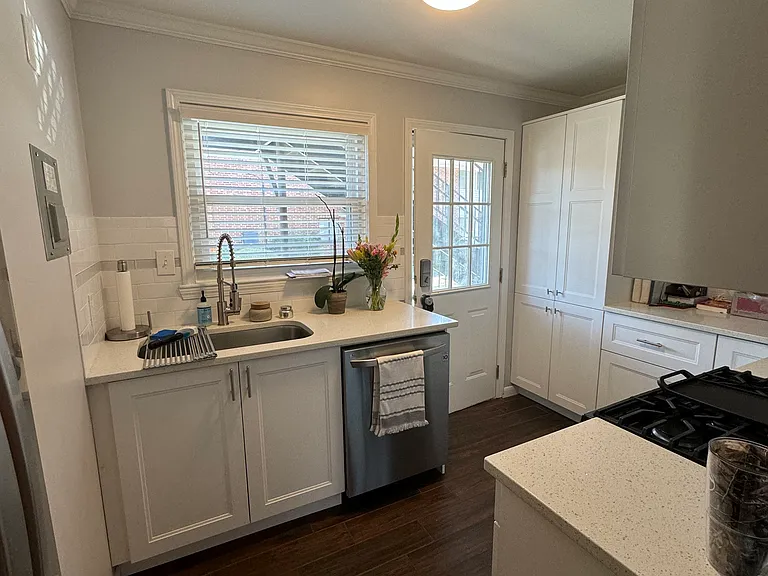 4282 Roswell Rd NE #B1 — Photo 3