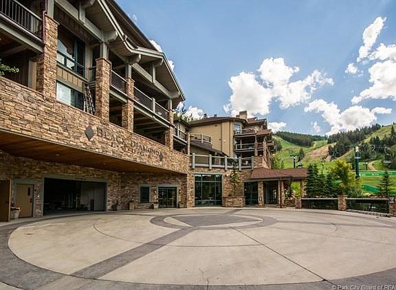 2nd image of 2280 Deer Valley Dr E #243