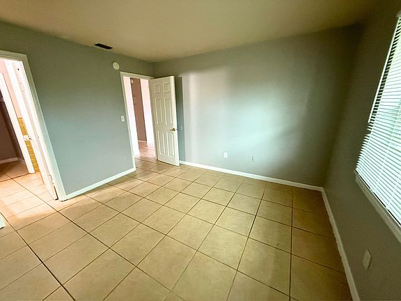 5th image of 2221 NW 58th Ter #60a465a86
