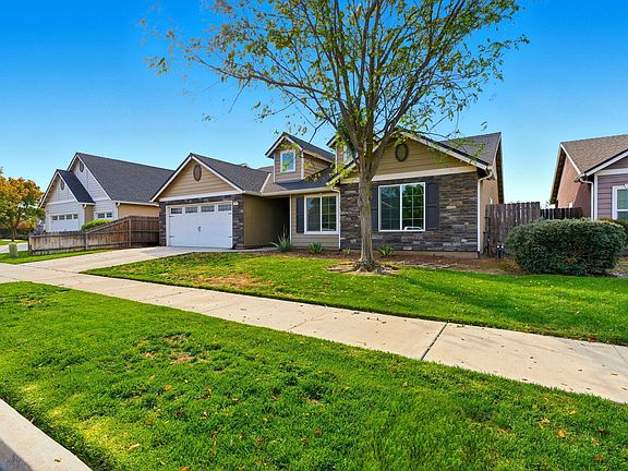 4th image of 1268 N Cerritos Avenue