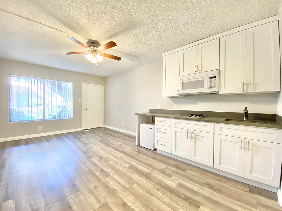1st image of 12767 Pacific Ave APT 1