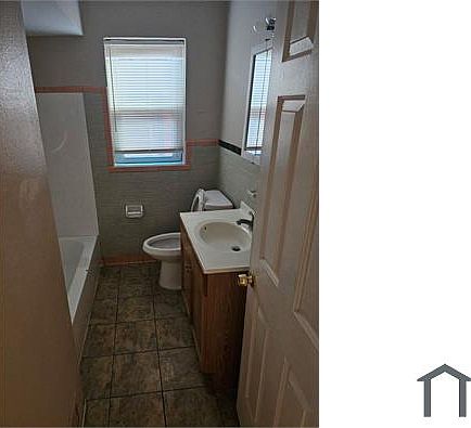 2nd image of 4321 Shreve Ave #2
