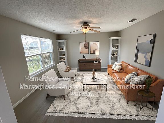 4th image of 629 Lake Crossing Ct
