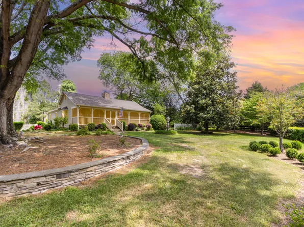 8324 Humie Olive Rd, Apex, NC 27502