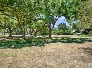 651 Terrell Rd, Terrell Hills, TX 78209