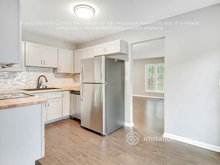 1100 Chatham Ln — Photo 8