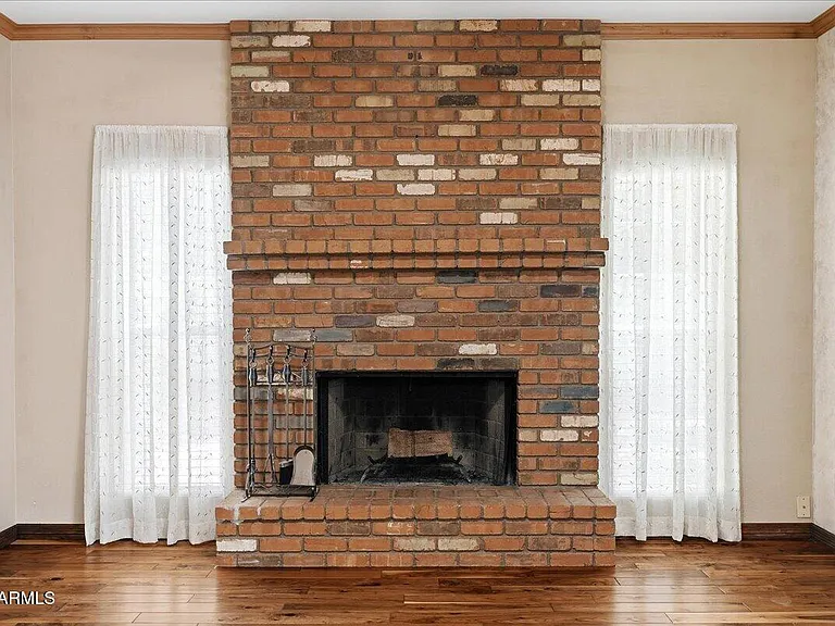 2157 E Alameda Dr — Photo 21