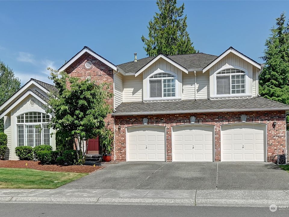 1st image of 15919 33rd Avenue SE