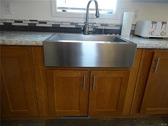 4th image of 82 Walnutport Mobile Ct