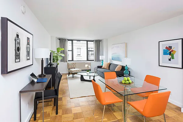 Sold by Compass | media 1