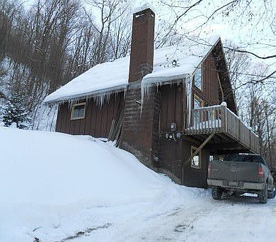 4th image of 2031 S Hill Rd