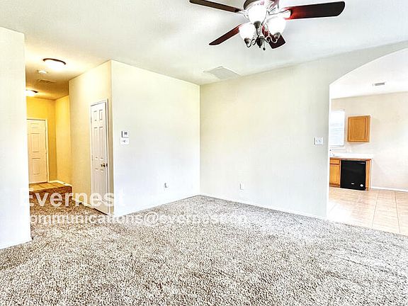 5th image of 11569 Petunia Dr
