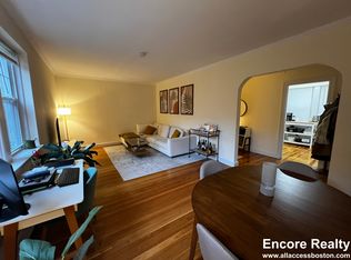 22 Fairbanks St #1A, Brookline, MA 02446