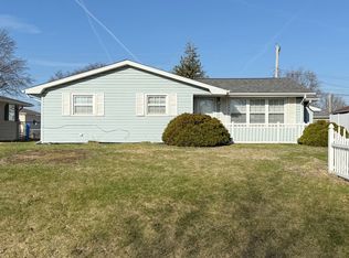 2406 11th St, Silvis, IL 61282
