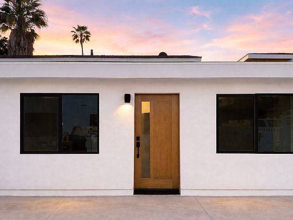 3rd image of 12527 Cranbrook Ave #7