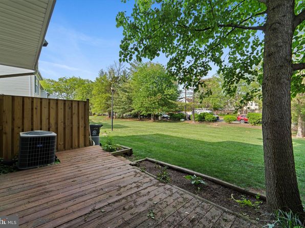 8351 Felsted Ln, Manassas, VA 20110