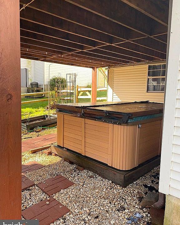 2nd image of 245 Beatrice Ln