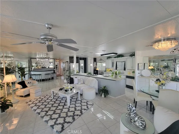 431 Calle Madrigal, Cathedral City, CA 92234