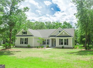 783 Harbour Island Cir, Waverly, GA 31565