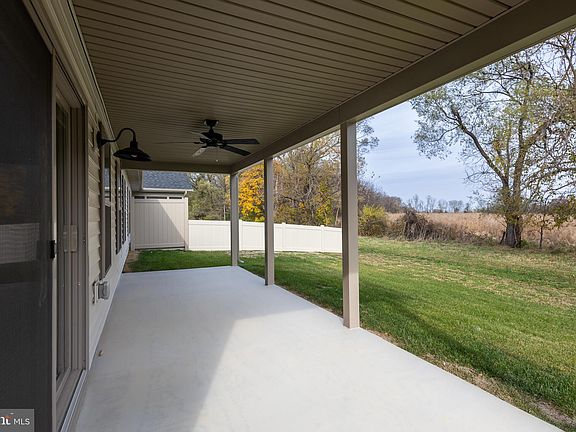 5th image of 85 Grainfield Ct