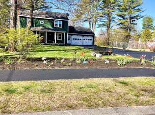 19 Kelly Dr, Yarmouth, ME 04096