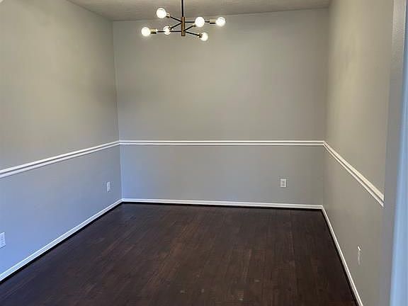 4th image of 4407 Arbor Ln