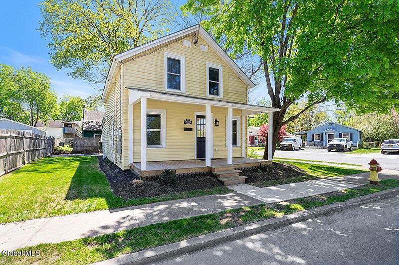 2nd image of 68 1st Street