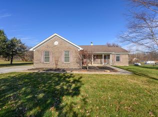 7732 E Triple Crown Ln, Camby, IN 46113