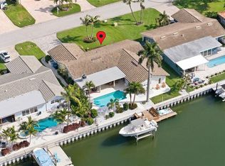 1971 Massachusetts Ave NE, Saint Petersburg, FL 33703