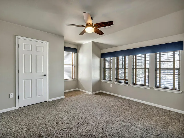 105 Latitude Ln — Photo 23