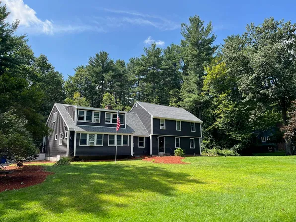 17 Apple Blossom Drive, Londonderry, NH 03053