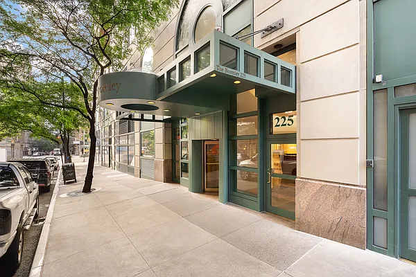 225 West 83rd Street #14H in Upper West Side, Manhattan