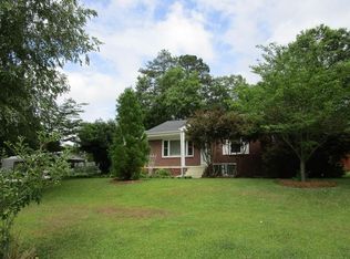 113 Brookhaven Dr, Greenwood, SC 29646