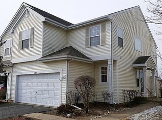 2063 Orchard Ln, Carpentersville, IL 60110