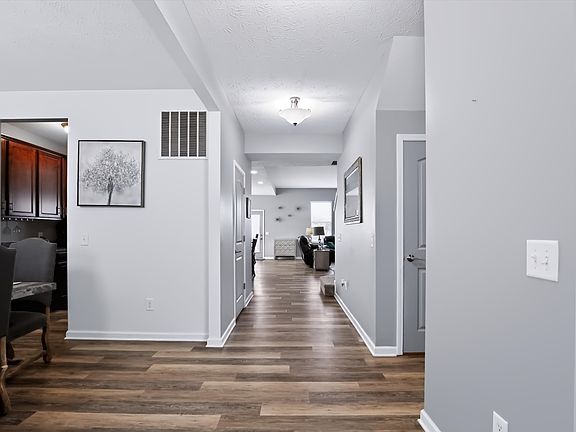 5th image of 15648 Byrding Dr