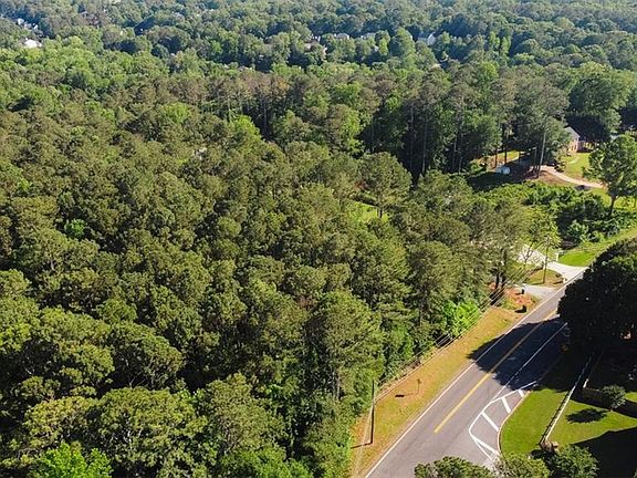 3rd image of 2150 Plantation Rd