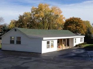 1041 N McAree Rd #WEST, Waukegan, IL 60085