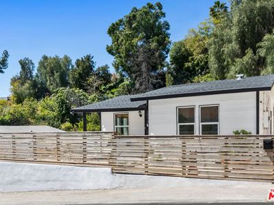 1075 Milwaukee Ave, Los Angeles, CA, 90042