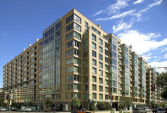 RESIDENCE AT THE RITZ CARLTON