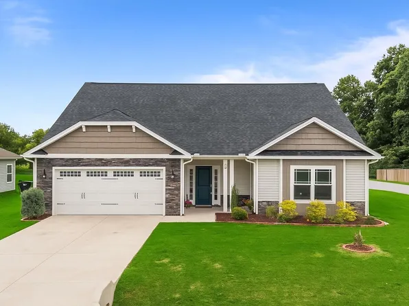 87 S Cousins Ct, Smithfield, NC 27577