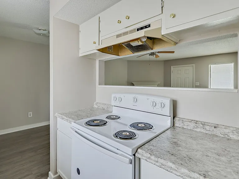 2932 Highway 468 — Photo 15