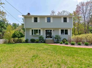 54 New Searles Rd, Nashua, NH 03062