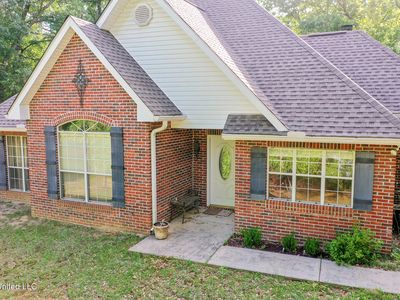 26 Running Stream Dr, Carriere, MS, 39426