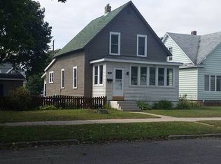 612 S 16th St, Escanaba, MI 49829