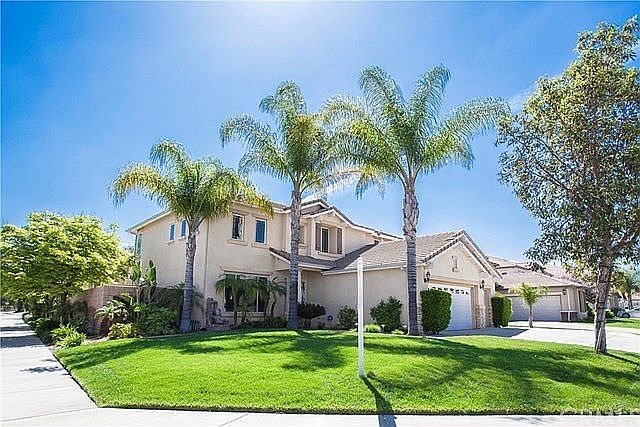 Large corner lot