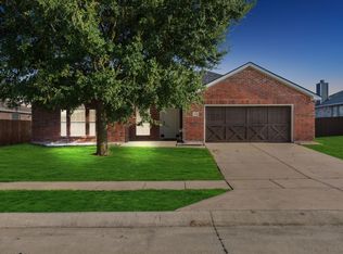 213 Meadow View Ln, Anna, TX 75409