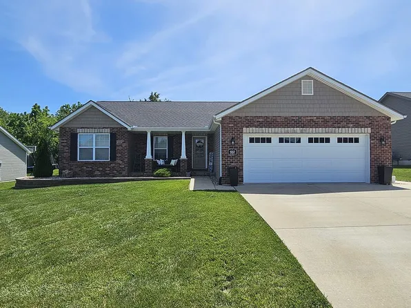 937 Creekside Dr, Waterloo, IL 62298